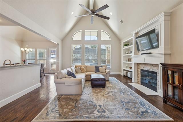 Building Photo - 701 Cherrywood Dr
