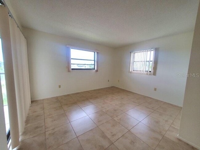 Building Photo - 3768 Bal Harbor Blvd