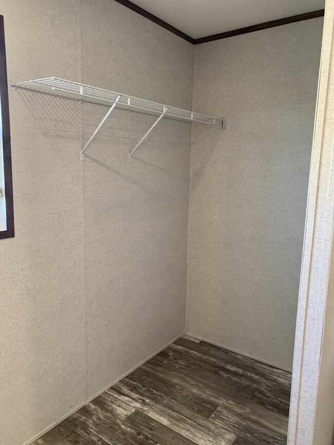 Building Photo - 100 Bristol St