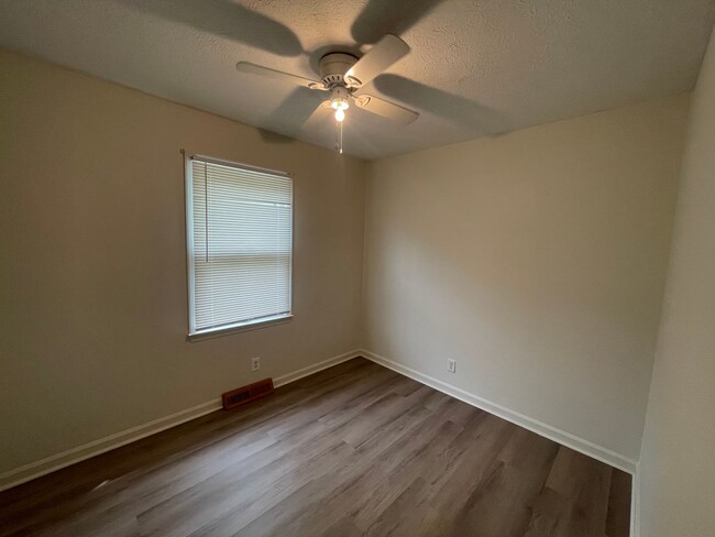 Building Photo - Rustburg Ranch Home