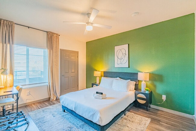 Building Photo - 9600 W Georgia Ave