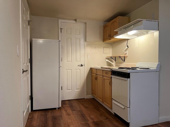 Building Photo - 2060 Seascape Blvd