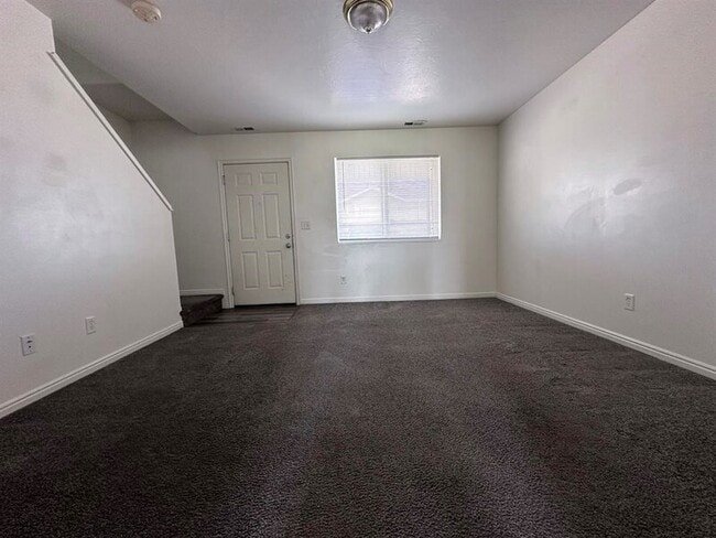 Building Photo - 15080 N 5400 W