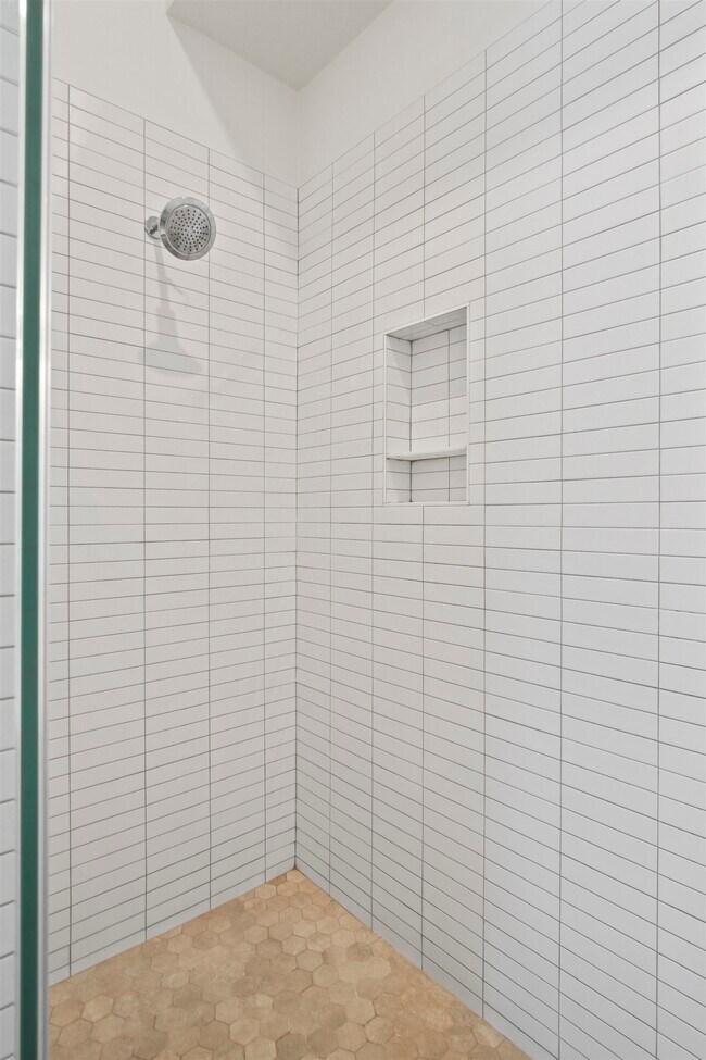 Building Photo - 2347 Hosea L Williams Dr NE