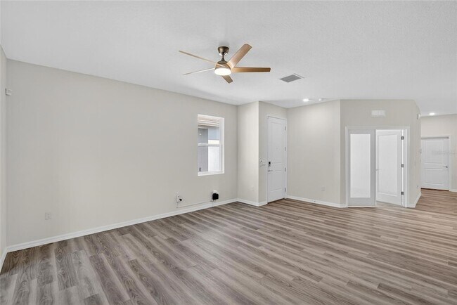 Building Photo - 4027 Westwood Flds Lp