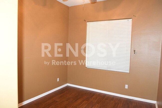 Building Photo - 4 BD + Office, 2.5 BA. 3-Car Garage w/ Pool in Litchfield Park!