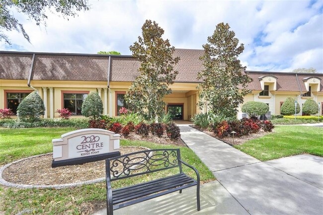 Building Photo - 1237 Corinth Greens Dr