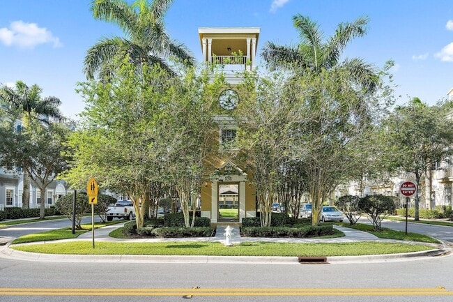 Building Photo - 356 W Thatch Palm Cir