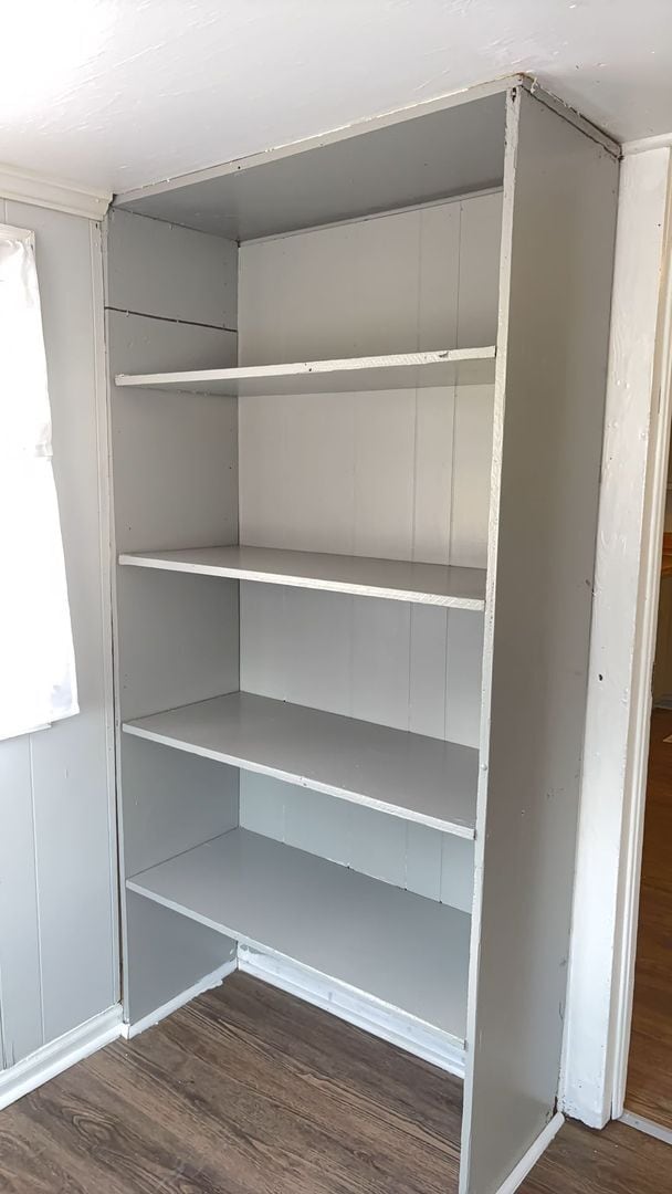 Building Photo - 3 bedroom 1 bathroom house available