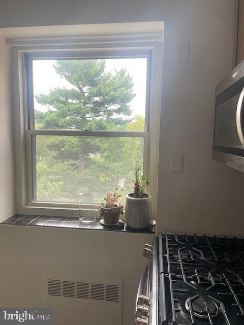 Building Photo - 40 Old Lancaster Rd