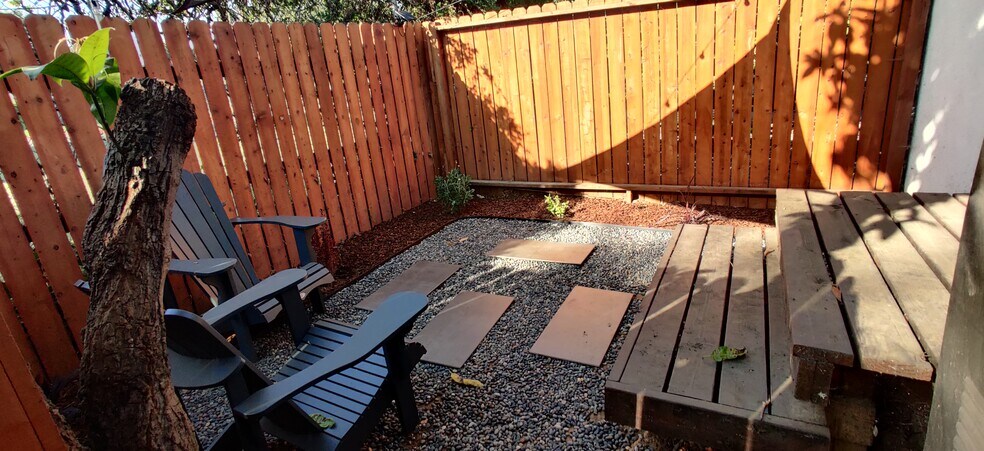 Patio Upgrades - 1005 1/2 Calzona St