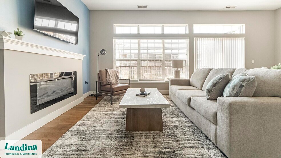 Building Photo - 41 E 9th Ave