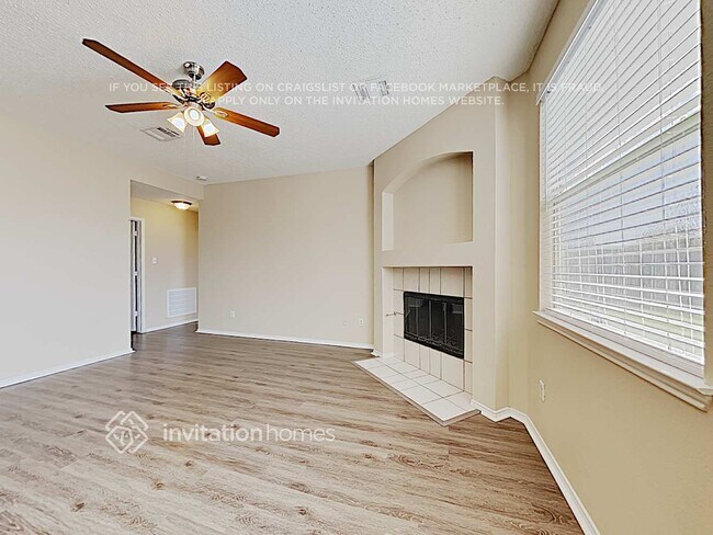Building Photo - 1304 White Dove Ln