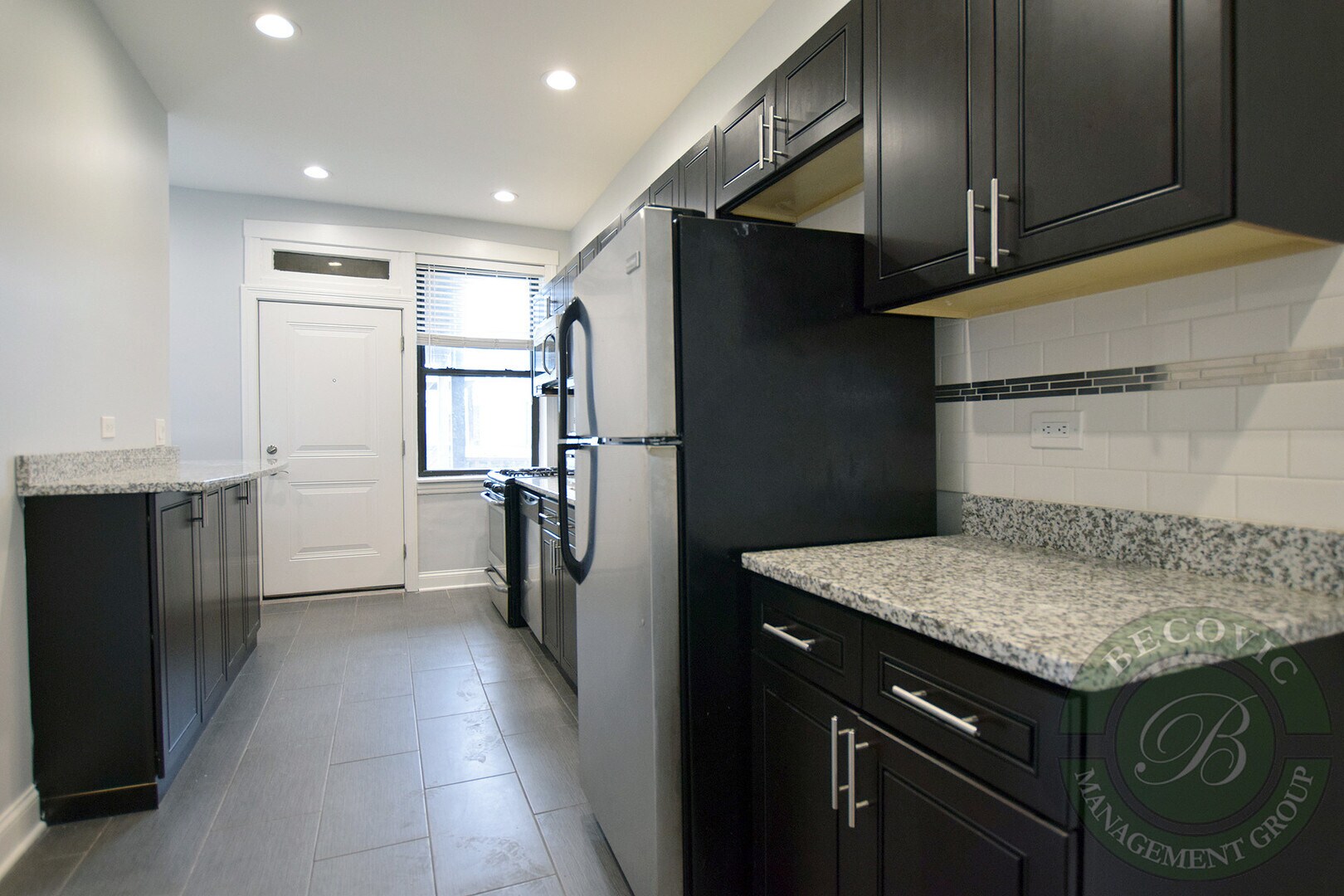 Building Photo - 4707 N Albany Ave