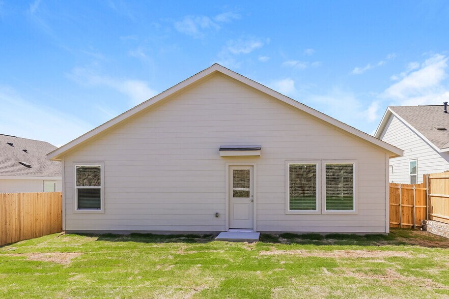 Building Photo - 2205 La Vis Ln