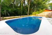 Building Photo - 8717 Pinon Dr