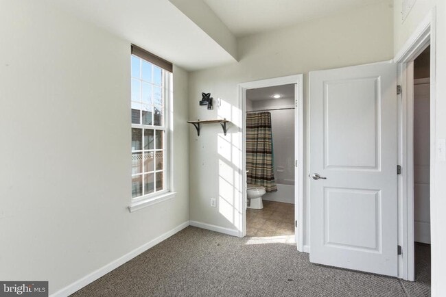 Building Photo - 4500 Fait Ave