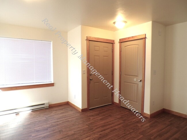 Building Photo - 2153 Gold Ave