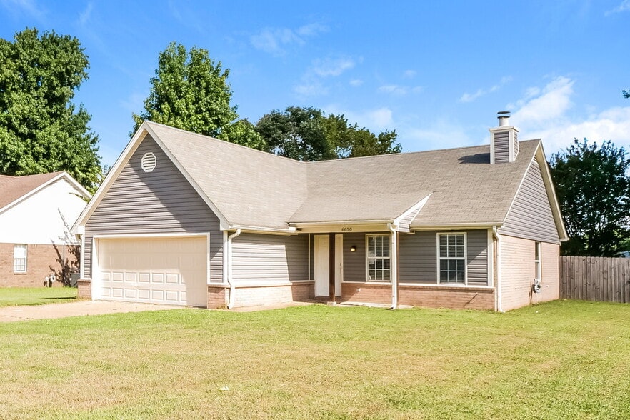 Building Photo - 6650 Black Oak Dr