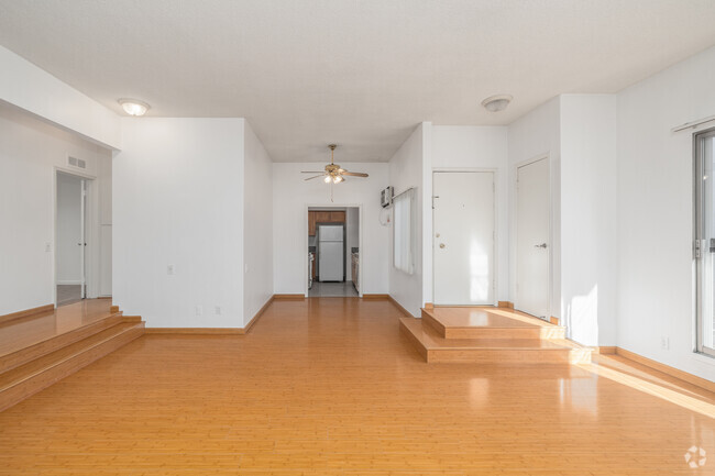 Interior Photo - 1651 Camden Ave