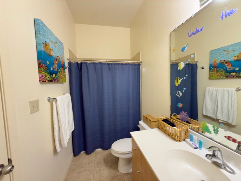 Building Photo - 6410 Padre Blvd