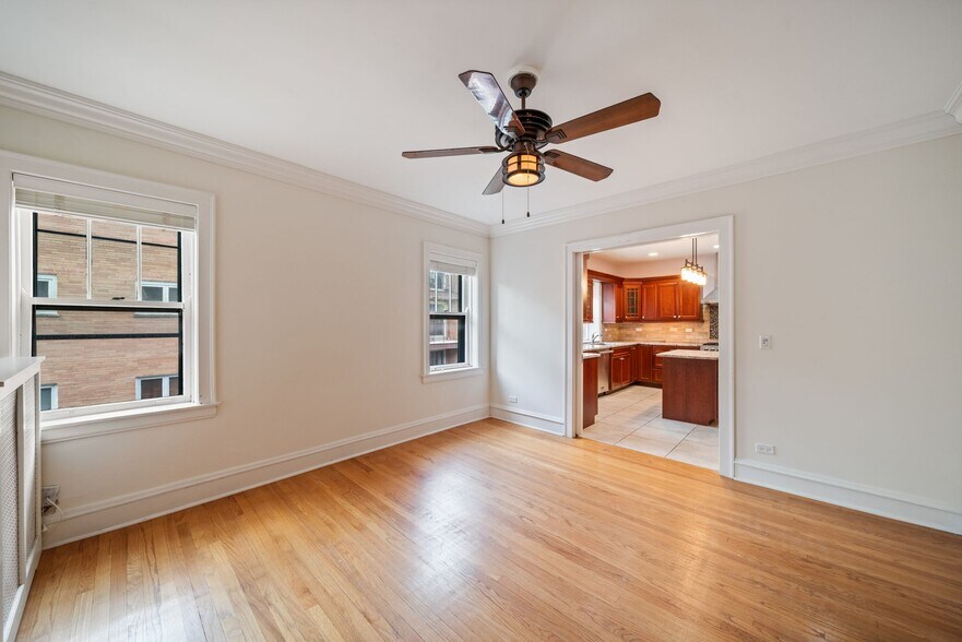 Building Photo - 721 Foster St