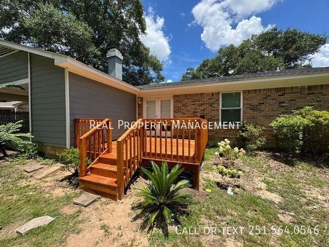 Building Photo - 2808 Westmoor Ct