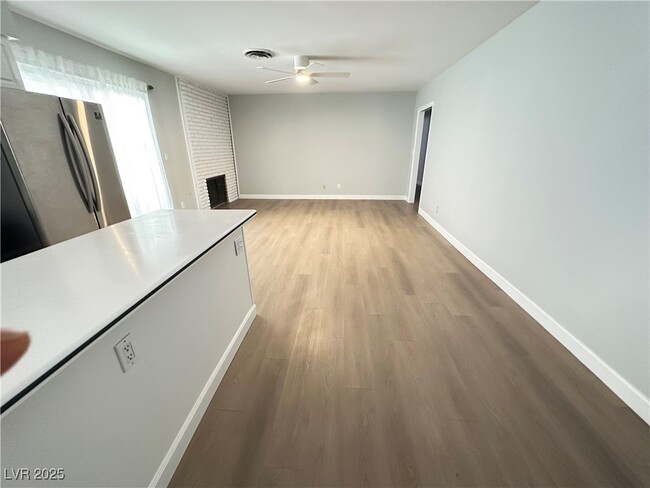 Building Photo - 2186 Gabriel Dr