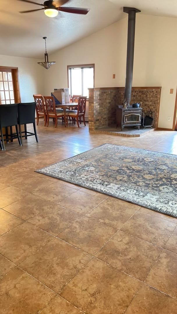 Building Photo - 3 bedroom, 2 bath, 2 car garage for rent O...