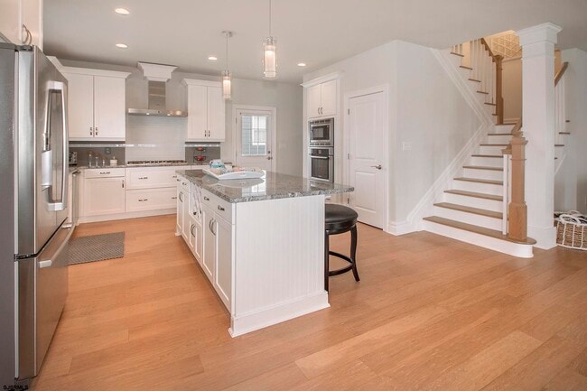 Building Photo - 8510 Fulton Ave