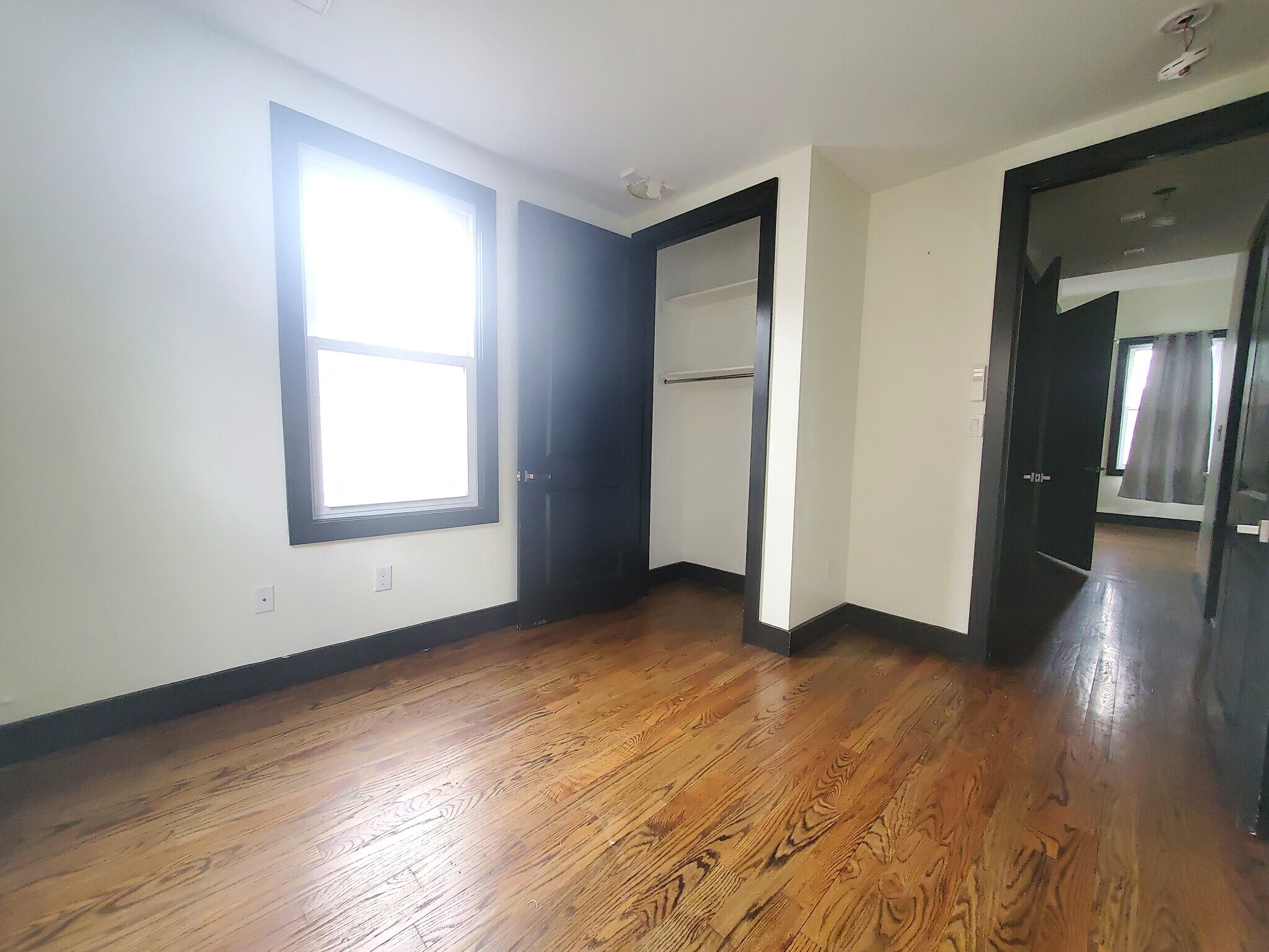 Unit 3 - 77 Vroom St