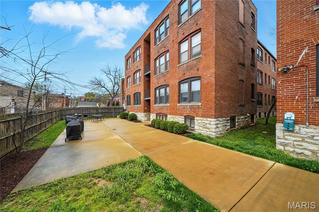 Building Photo - 4228 McPherson Ave