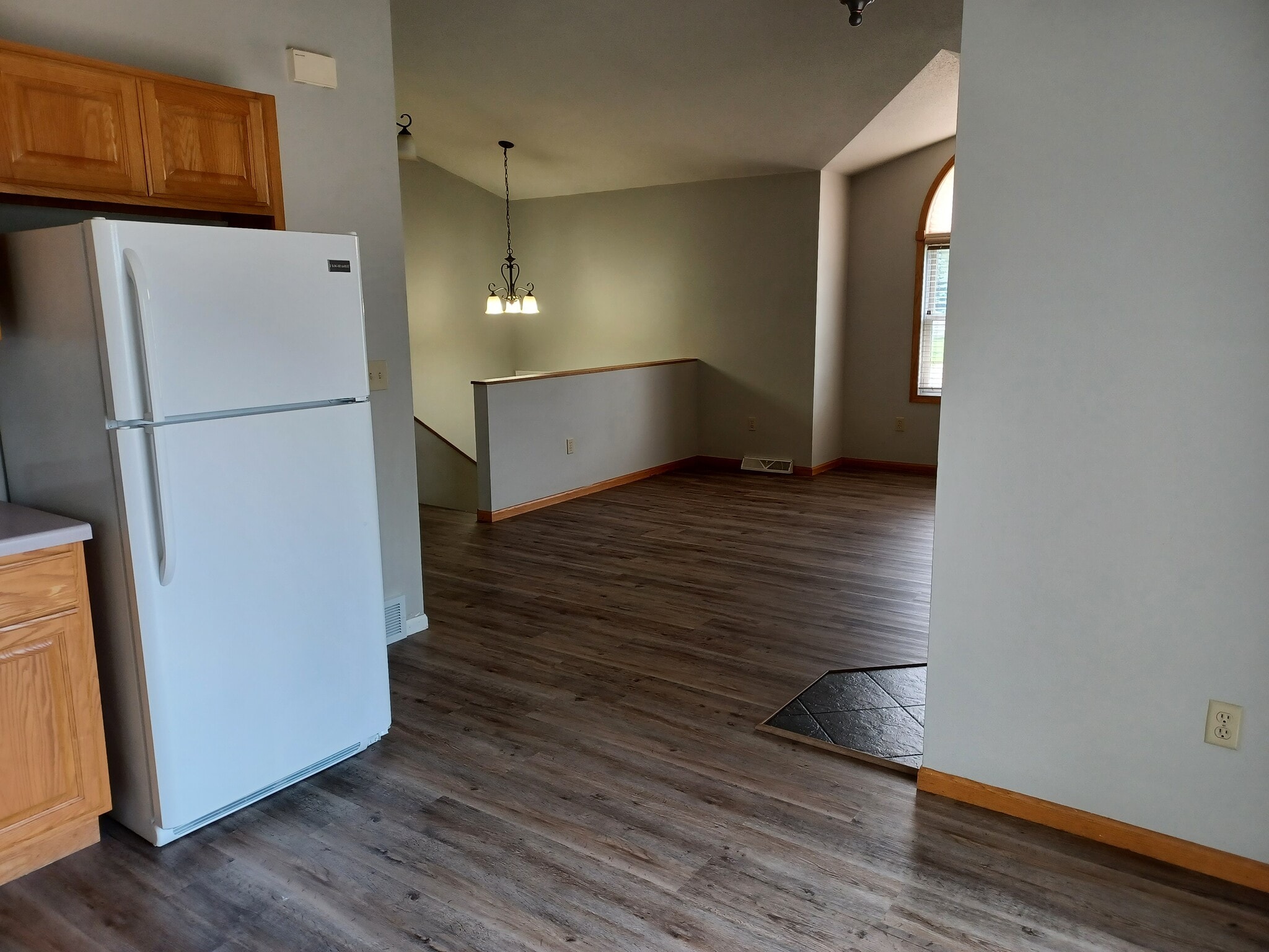 Building Photo - 130 Rhyme St