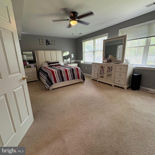 Building Photo - 629 Welsh Dr