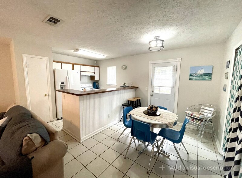 Building Photo - 411 Mapmaker Ln