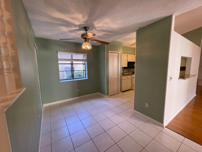 Building Photo - SPACIOUS 3 BD/2BA Home in Winter Springs!