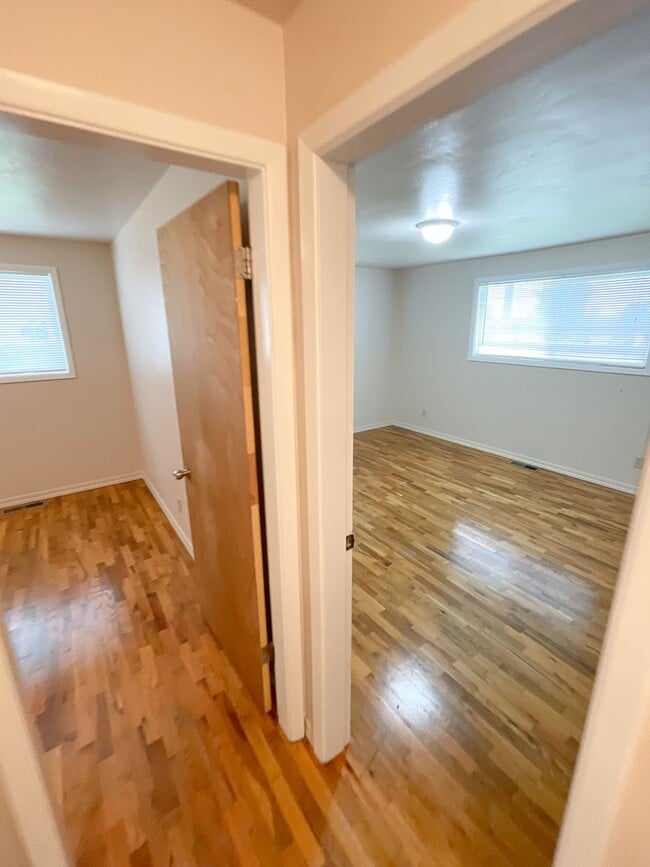 Building Photo - 3 Bedroom, 2 Bath Moyina Heights Home