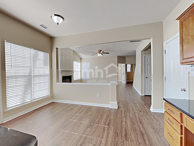 Building Photo - 1733 Arbor Vista Dr
