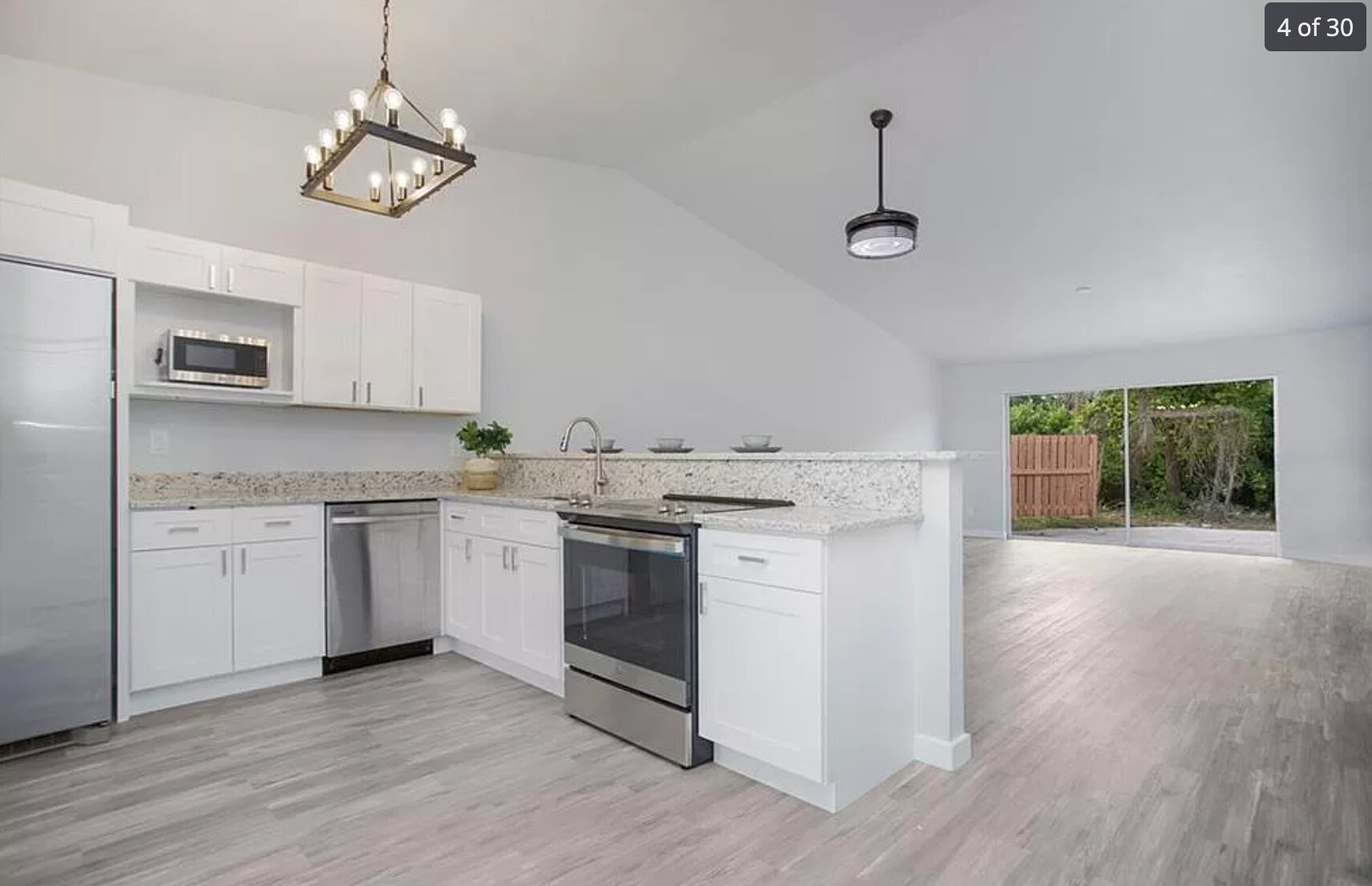 Kitchen - 6450 Royal Woods Dr