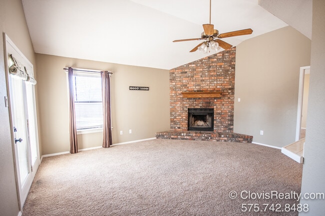 Building Photo - 1543 Bosc Ct