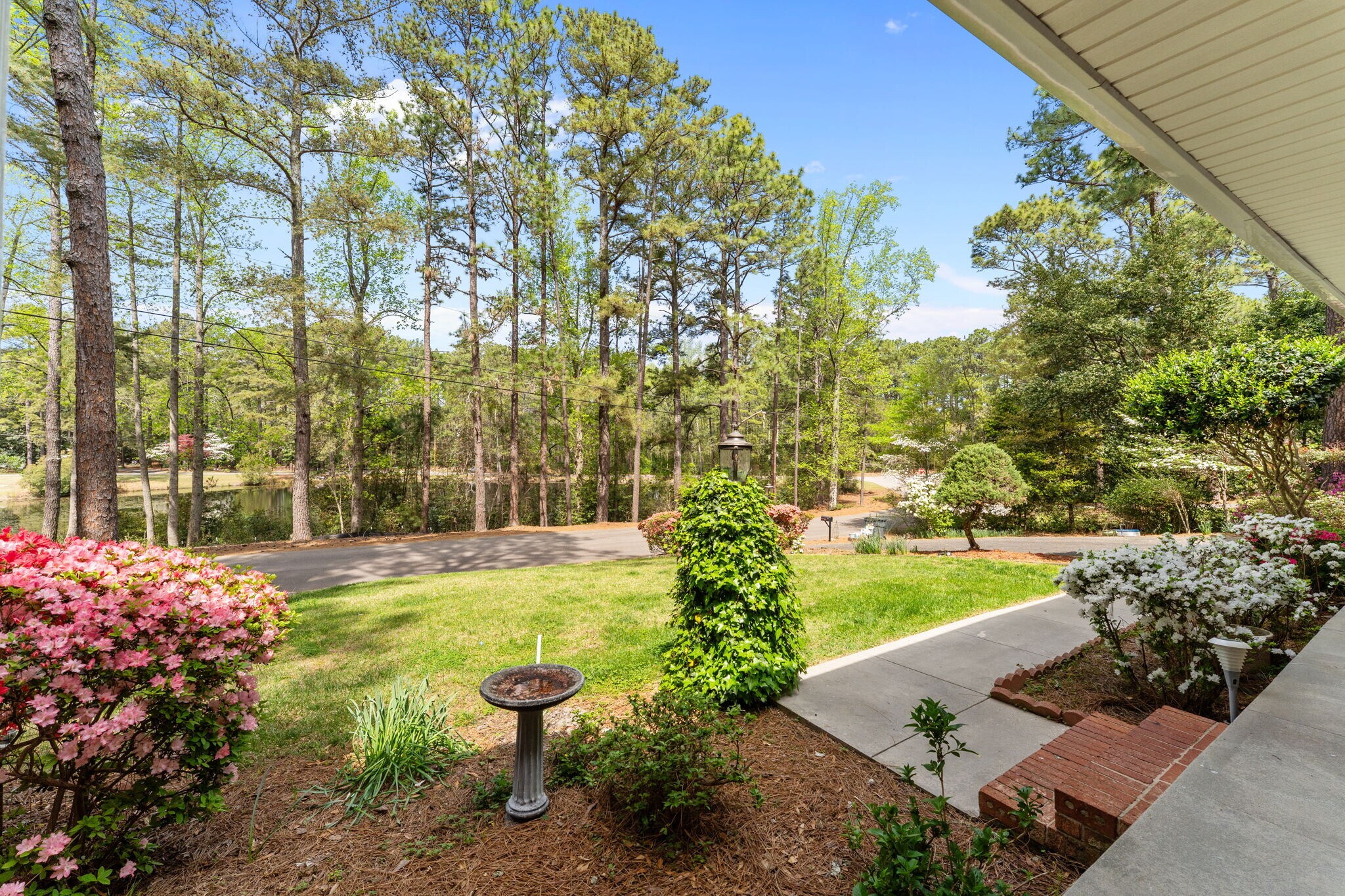 Building Photo - 1055 Inverness Rd