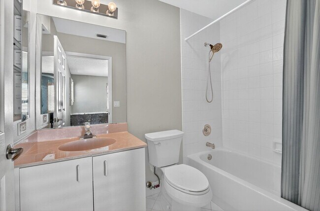 Building Photo - 6502 Brava Way