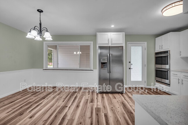 Building Photo - 8105 Allisonville Rd