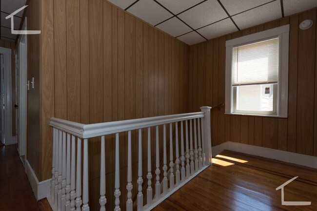 Building Photo - 116 Pearson Ave