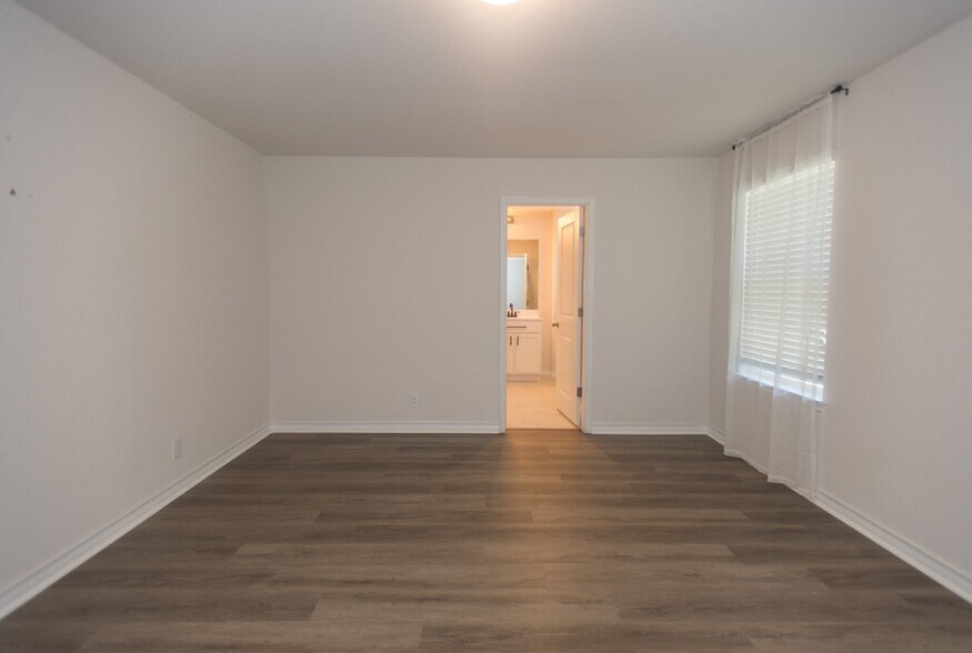 Building Photo - 14059 Coquina Blfs