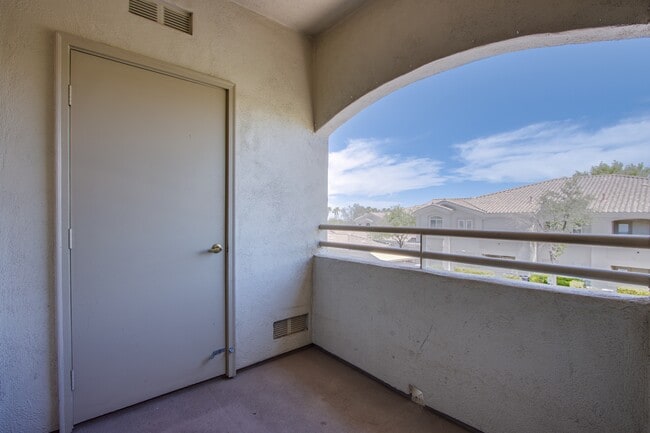 Building Photo - 1521 Ruby Cliffs Ln