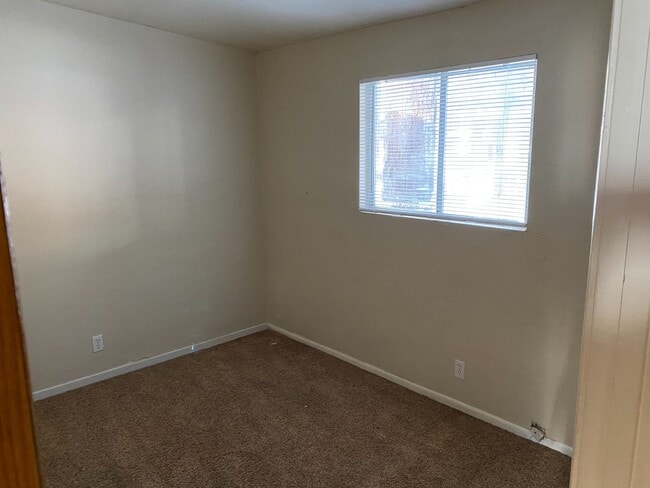 Building Photo - AL378-Mata, Sergio