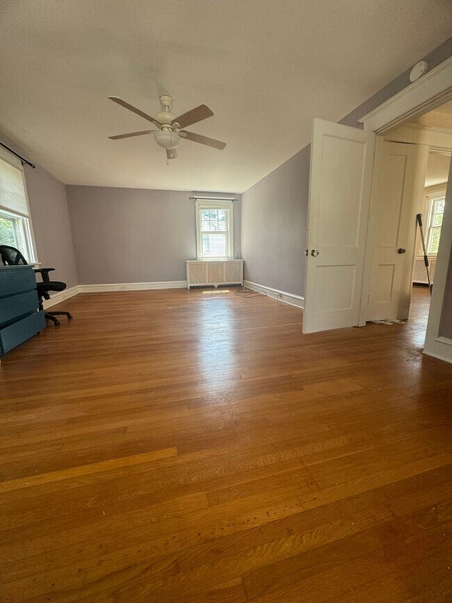 Building Photo - Upper Darby  rental. Ready to tour.
