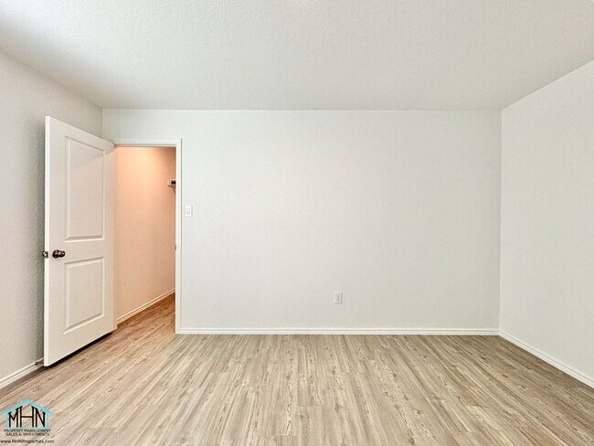 Building Photo - Charming 3-Bedroom 2-Bath Retreat with Mod...