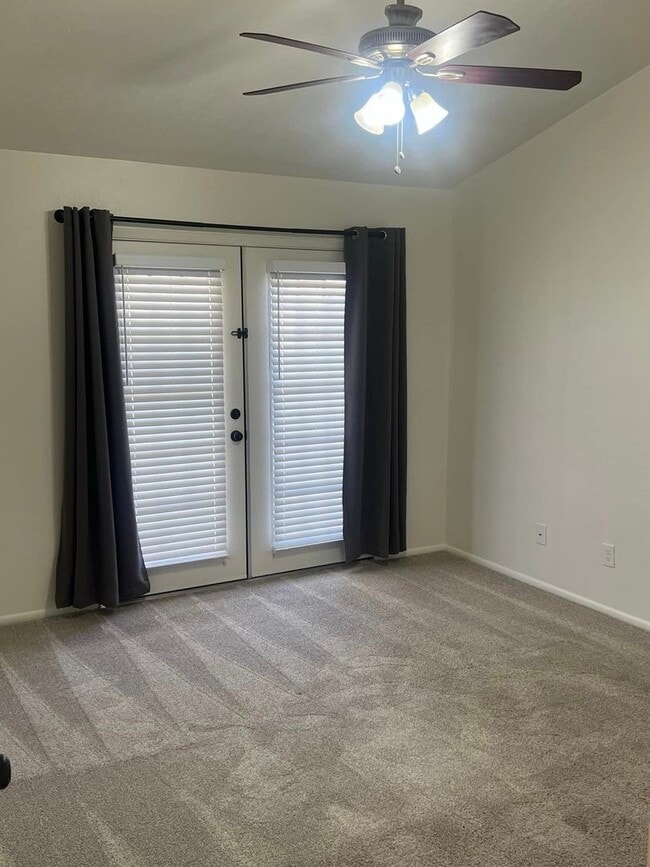 Building Photo - 3-bedroom , 2-bath remodeled home